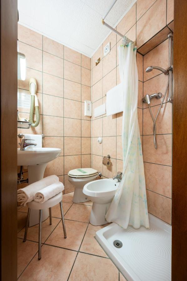 Camelia Rooms Venice Guesthouse Mestre Exterior foto