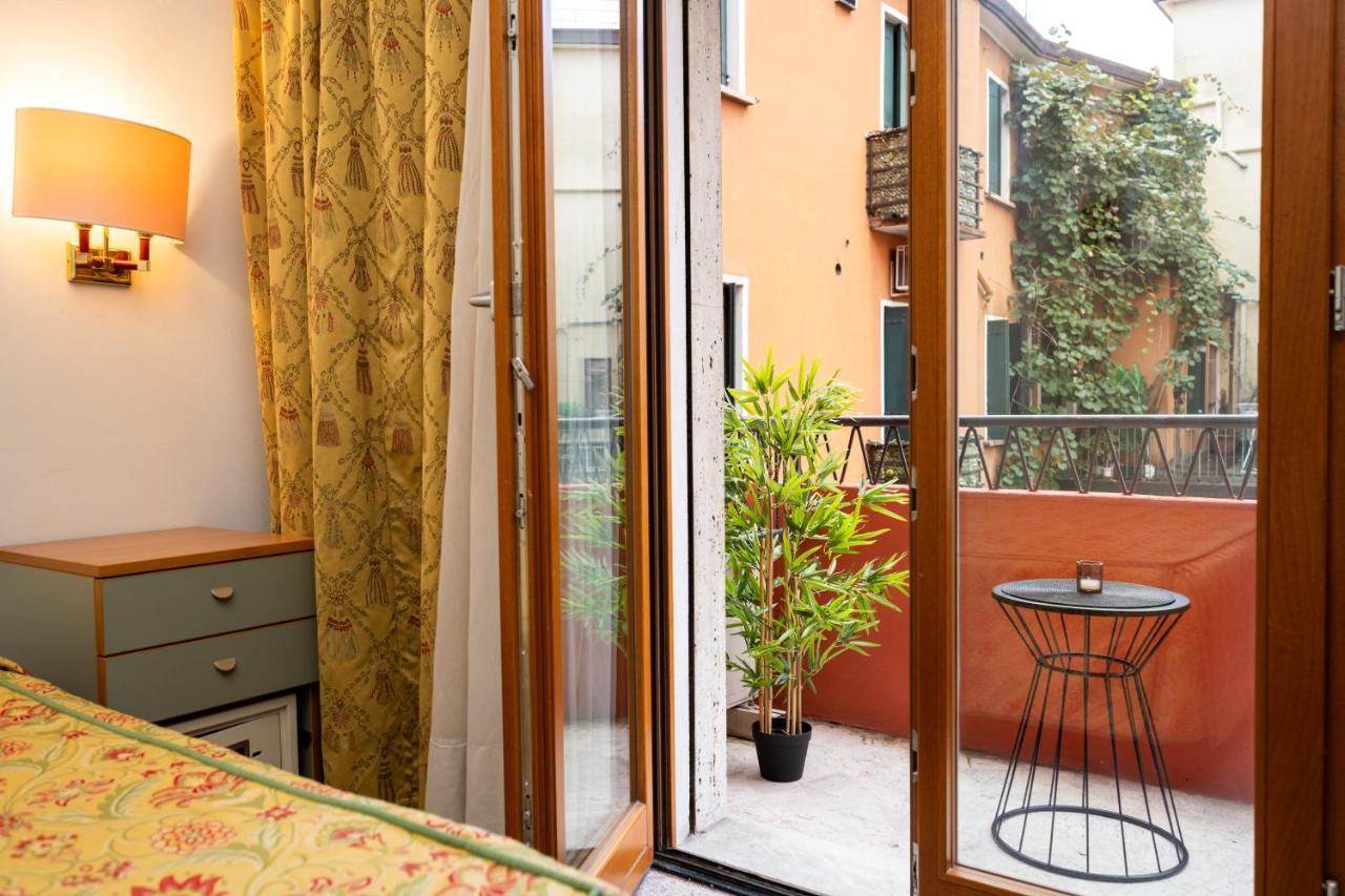 Camelia Rooms Venice Guesthouse Mestre Exterior foto